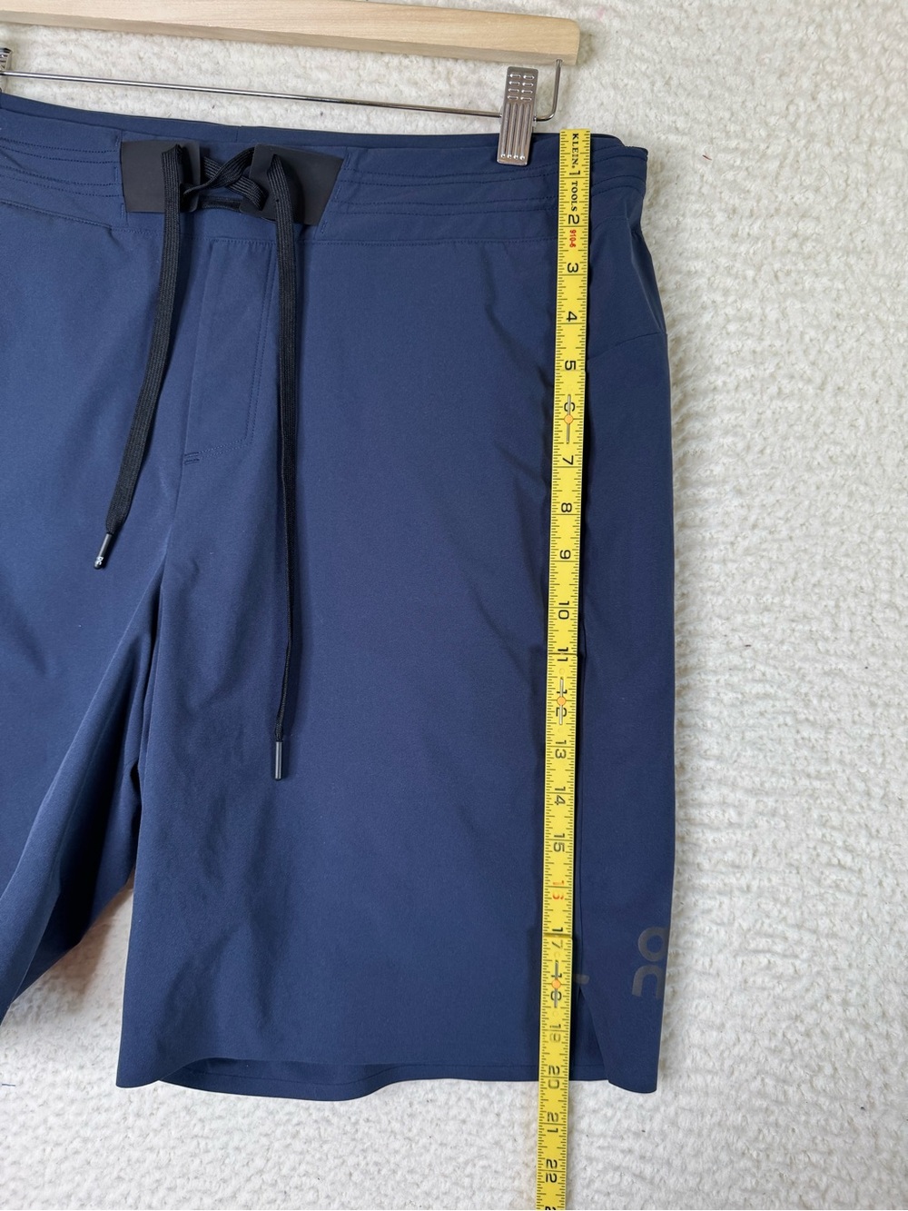 Run On Clouds Hybrid Shorts 2 In 1 w/ Liner Navy Men's Size XL - Picture 12 of 13